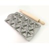 STAMPO RAVIOLI RAVIOLATORE TRIANGOLARE 24 CON MATTARELLO LEGNO