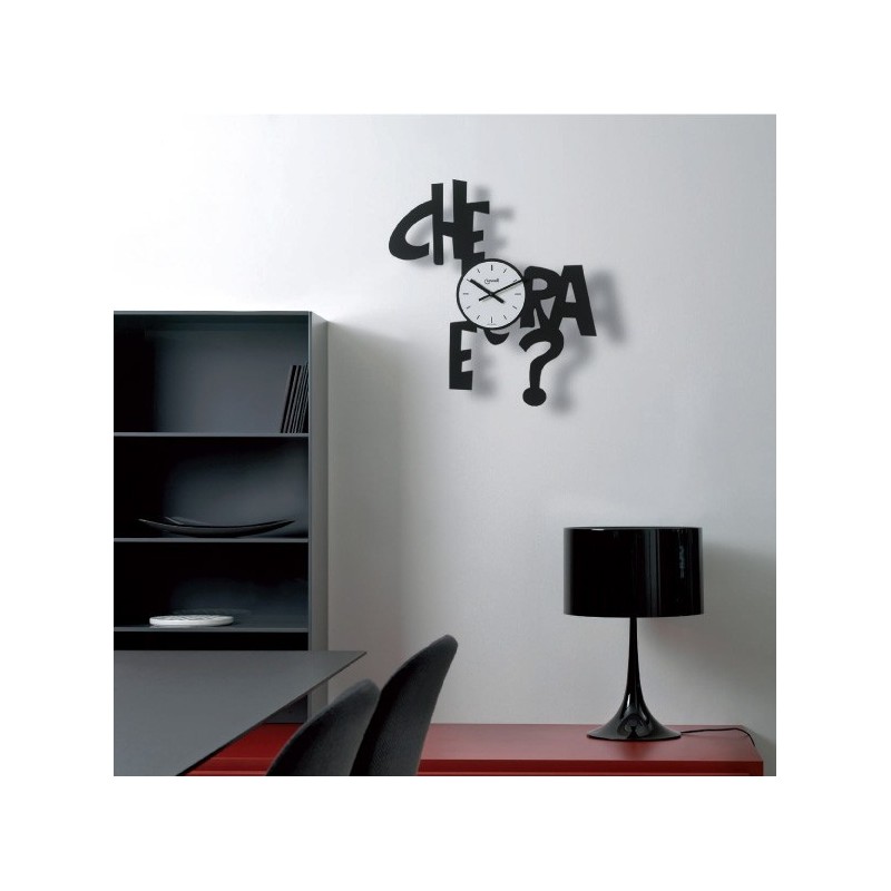 OROLOGIO DA PARETE IN METALLO CM 53x44 CHE ORA E' - NERO