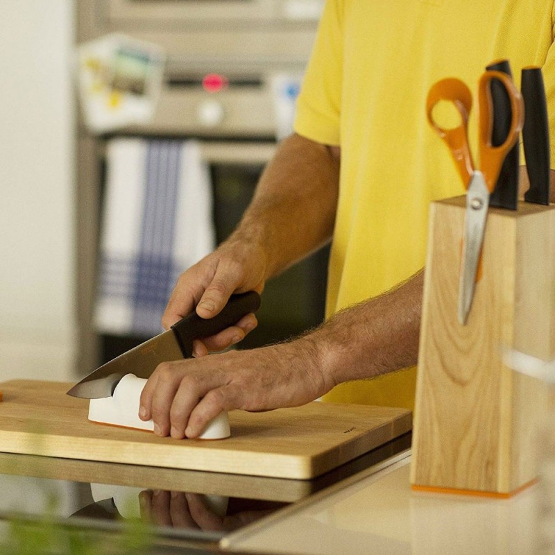 Affila coltelli Roll-Sharp Fiskars per coltelli cucina a lama liscia
