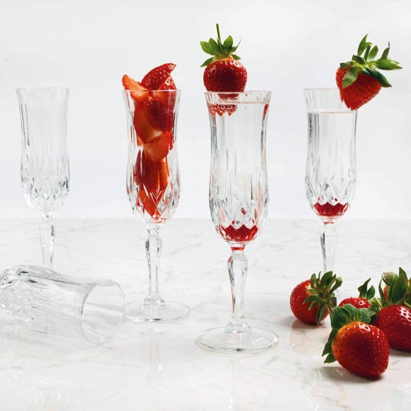 Servizio bicchieri Opera RCR 18 pezzi come idea regalo per la casa, set elegante in vetro trasparente