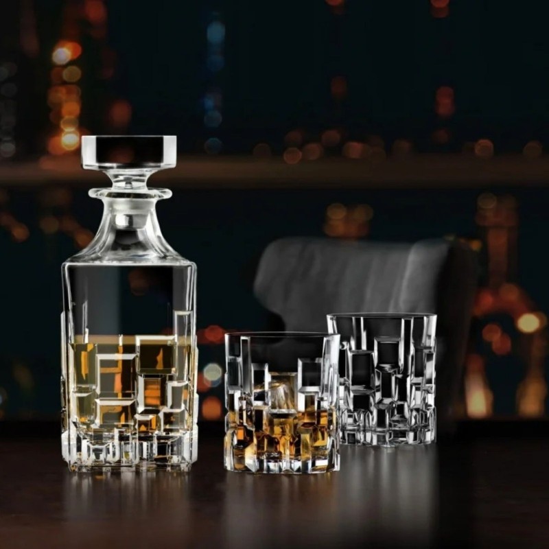 Bicchieri da whisky Etna RCR in vetro trasparente, forma robusta e design moderno per whisky, bourbon e rum