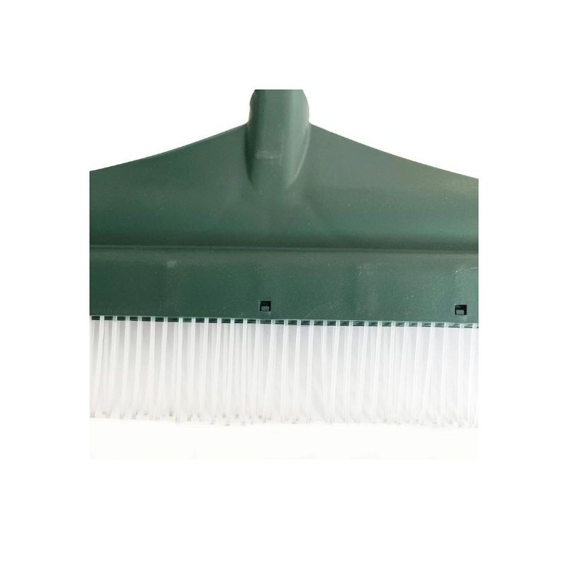 setole in plastica sintetiche per tappeto erboso