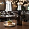 Bottiglia Barrique da 250 ml in vetro scuro con tappo antifrode, ideale per olio extravergine nei ristoranti gourmet