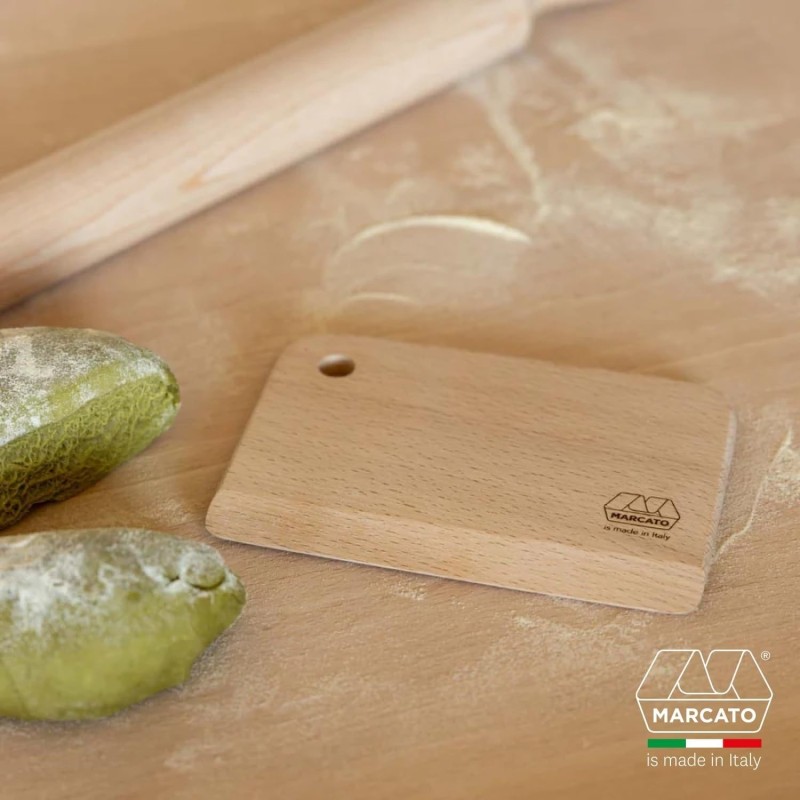 Raschietto tarocco taglia pasta in legno di faggio