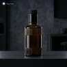 Bottiglia Oliena Ribs 250 ml in vetro scuro con tappo anti-frode su sfondo elegante