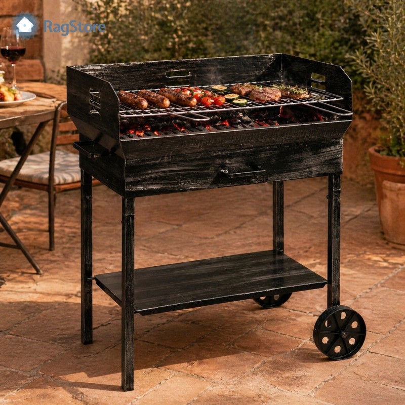 Barbecue a carbone realizzata in ferro battuto. Larghezza griglia 70 cm