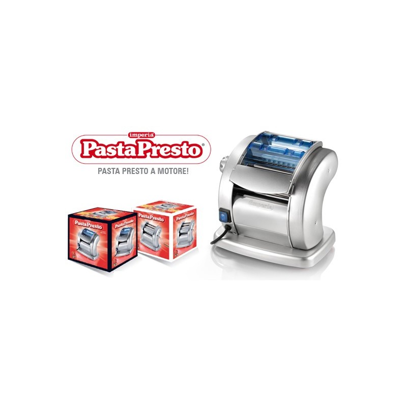 Macchina per pasta fresca elettrica Imperia Pasta Presto in uso su piano cucina per la preparazione di pasta fatta in casa